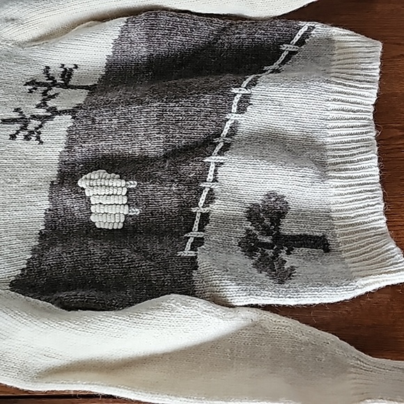 Vintage Aran wool handknit Rapaki Mahana sweater, made in New Zealand - Picture 6 of 15